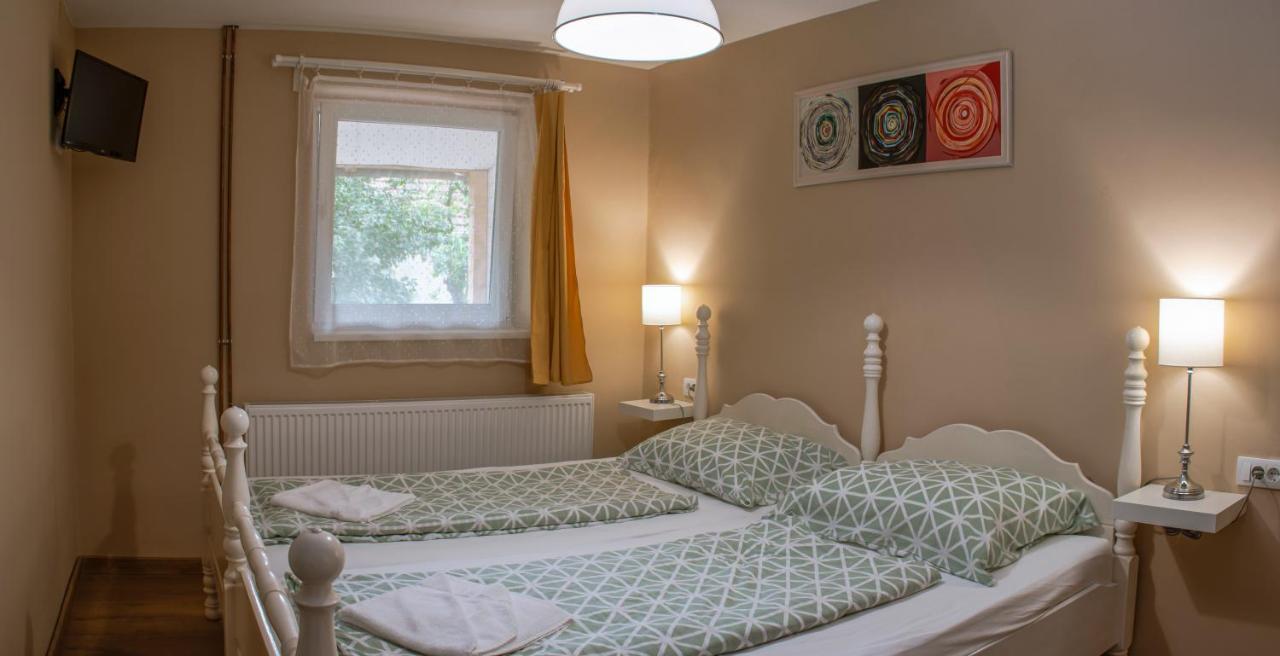 Julia Apartman Pacir Dış mekan fotoğraf