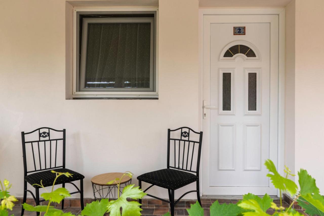 Julia Apartman Pacir Dış mekan fotoğraf