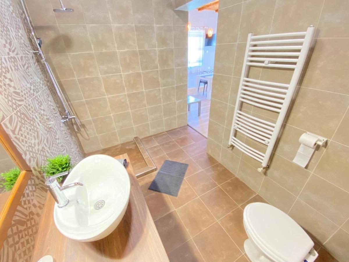Julia Apartman Pacir Dış mekan fotoğraf